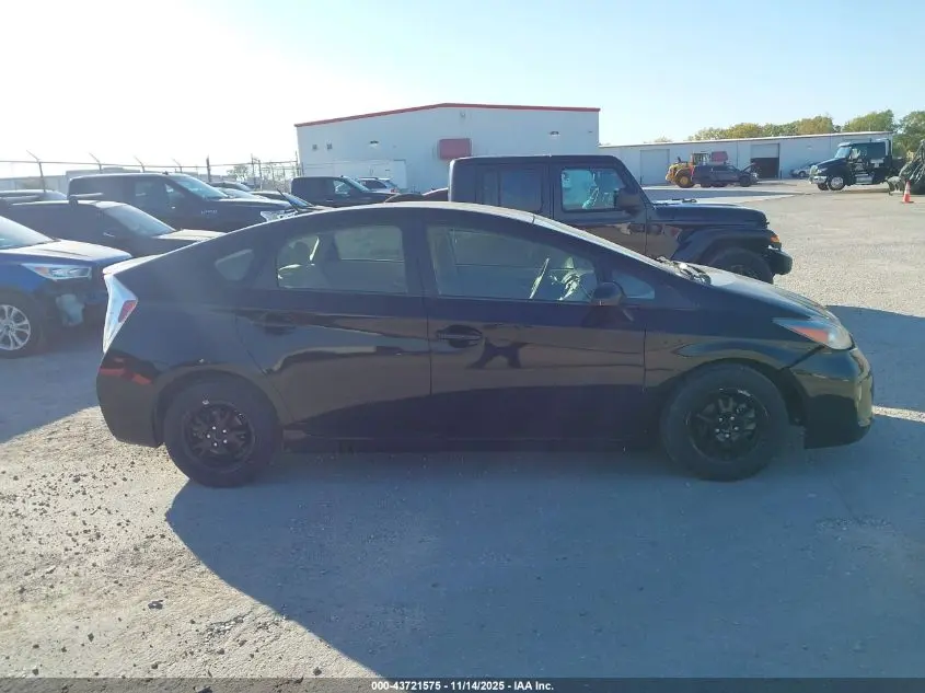 2015 TOYOTA PRIUS THREE