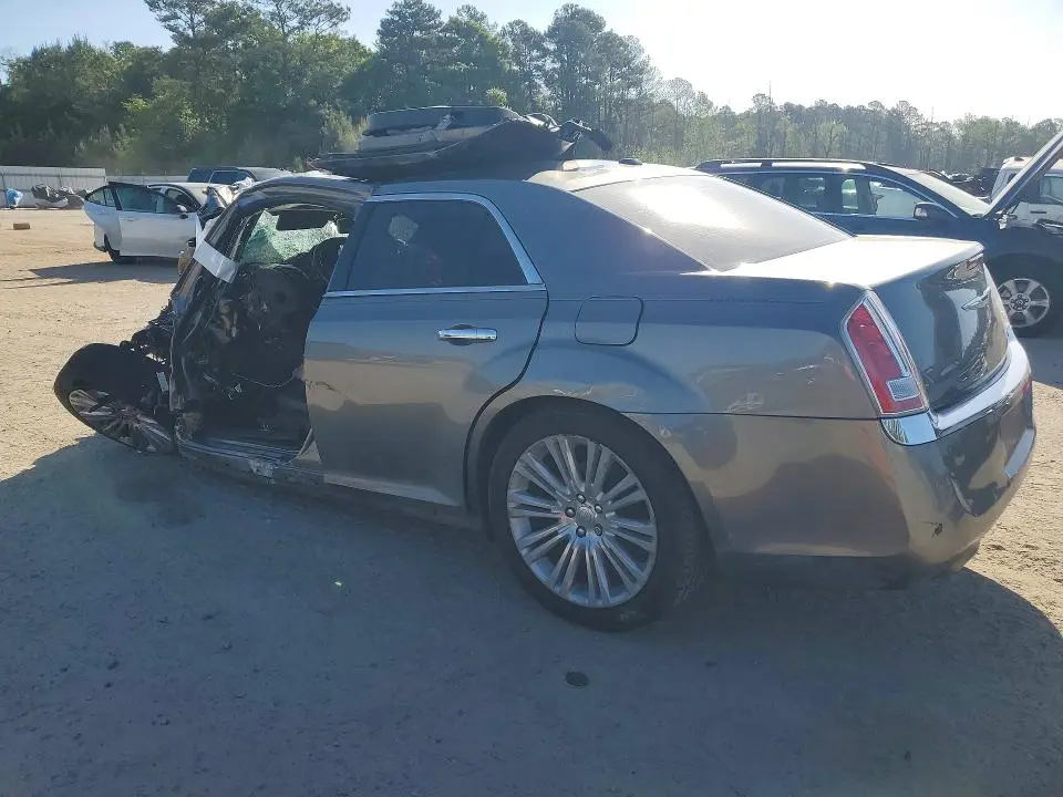 2011 CHRYSLER 300C   
