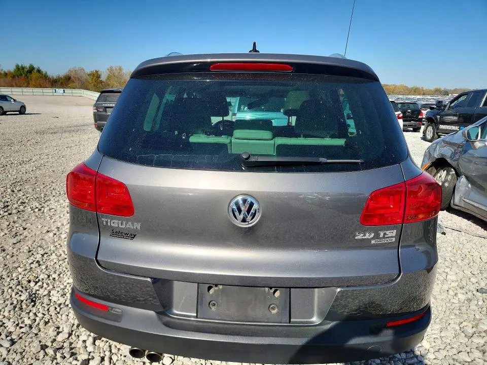 2012 VOLKSWAGEN TIGUAN S  