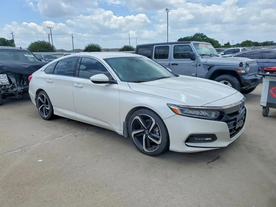 2019 HONDA ACCORD SPORT  