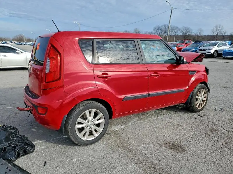 2013 KIA SOUL +  