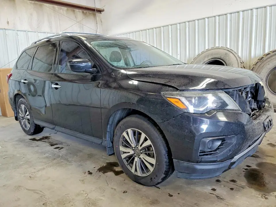 2019 NISSAN PATHFINDER S  