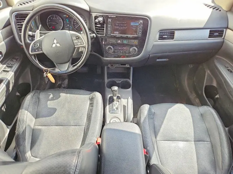 2015 MITSUBISHI OUTLANDER GT  