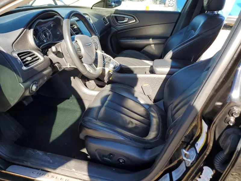 2017 CHRYSLER 200 LIMITED  