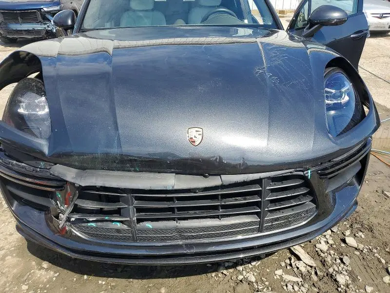 2021 PORSCHE MACAN TURBO  