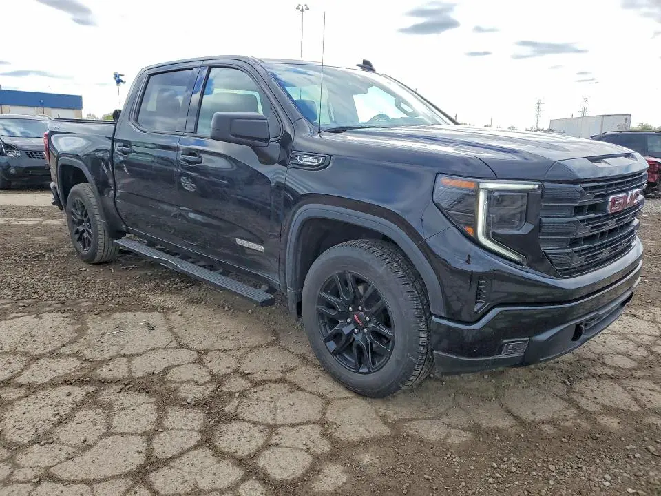 2024 GMC SIERRA   