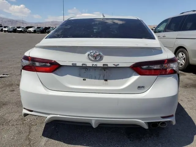 2022 TOYOTA CAMRY SE
