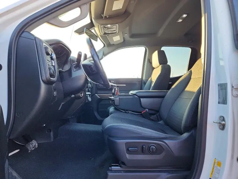 2019 CHEVROLET SILVERADO C1500 LT  