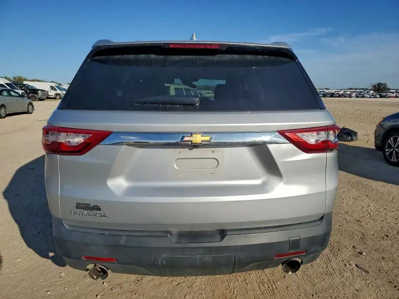 2019 CHEVROLET TRAVERSE LS  