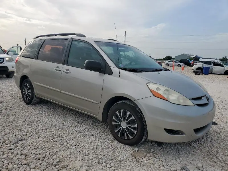 2010 TOYOTA SIENNA CE  