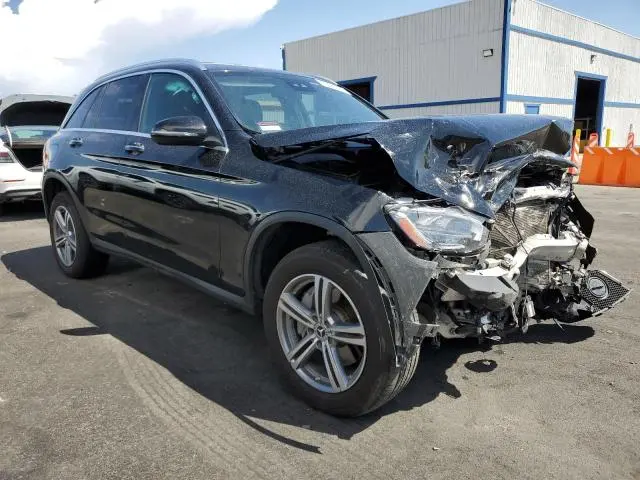 2022 MERCEDES-BENZ GLC 300  