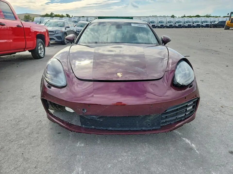 2018 PORSCHE PANAMERA 4  