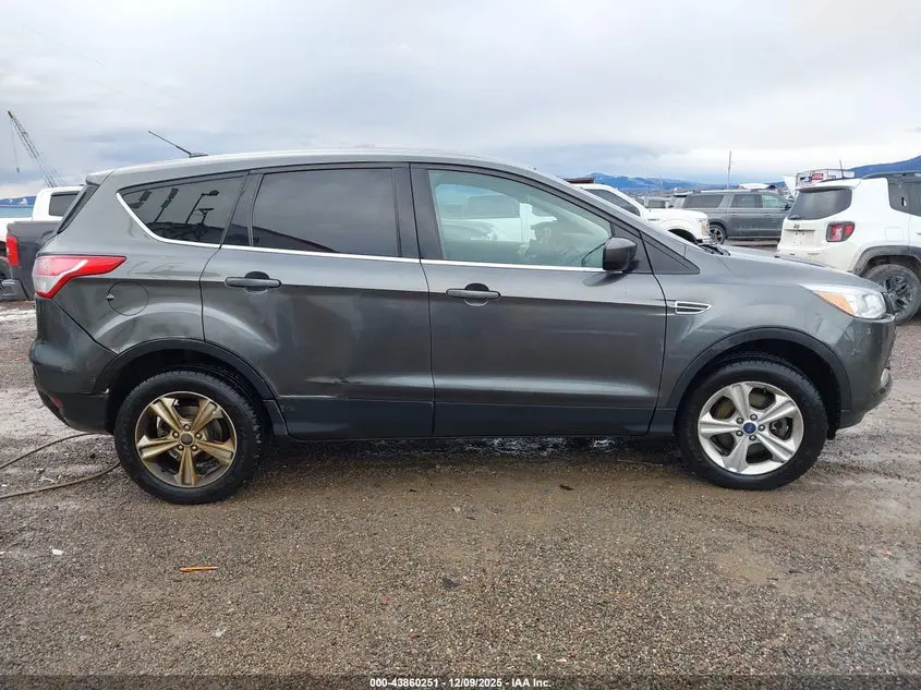 2015 FORD ESCAPE SE
