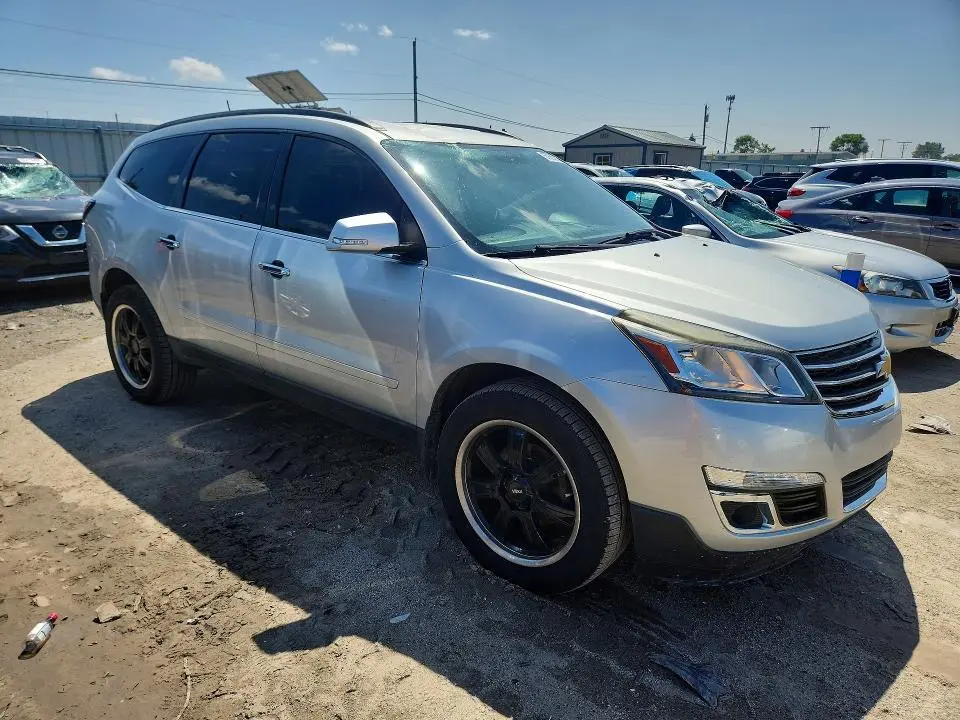 2015 CHEVROLET TRAVERSE LT  