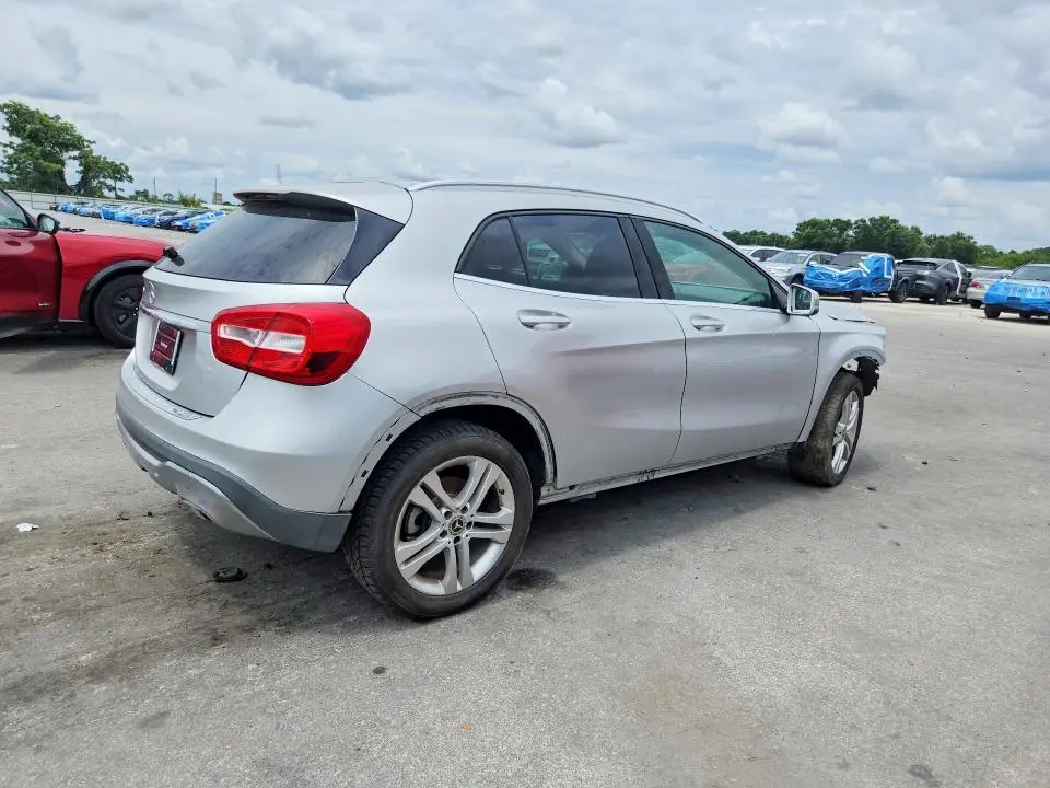 2018 MERCEDES-BENZ GLA 250  