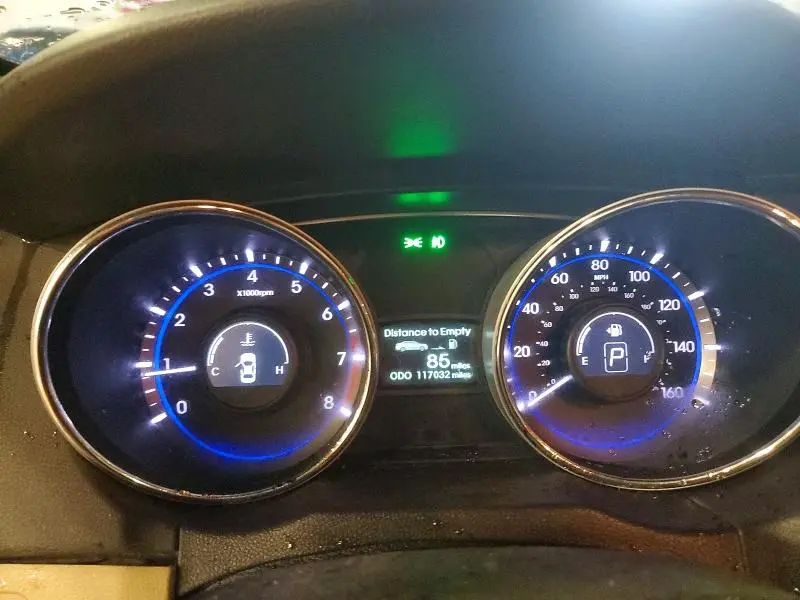 2013 HYUNDAI SONATA GLS  