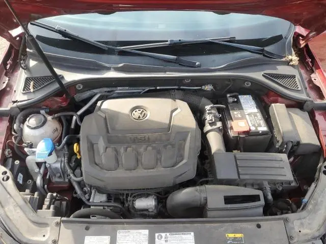 2018 VOLKSWAGEN PASSAT SE  