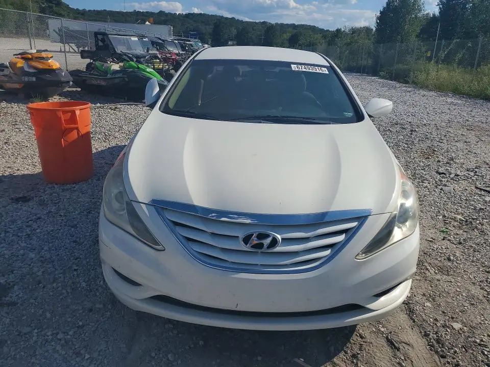 2011 HYUNDAI SONATA GLS  