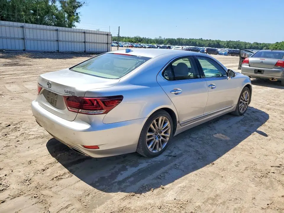 2016 LEXUS LS 460  