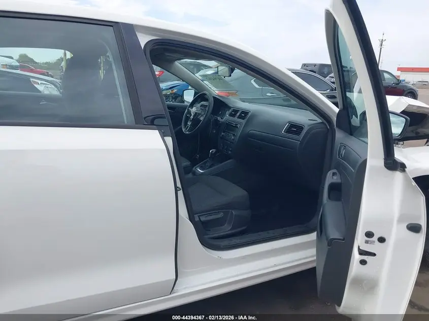 2014 VOLKSWAGEN JETTA 2.0L S