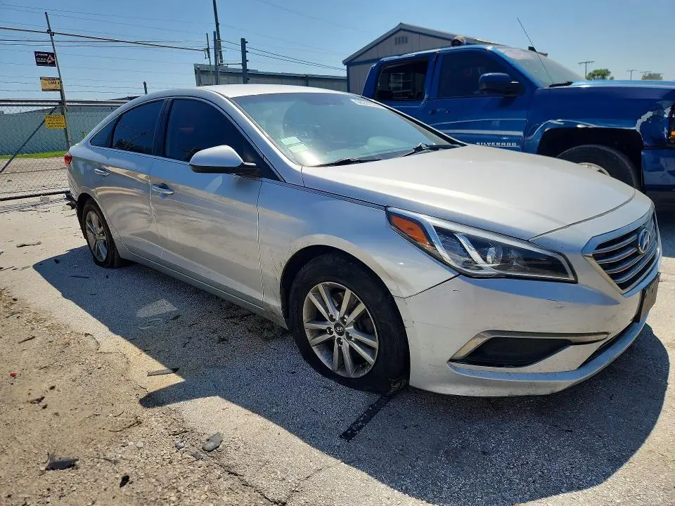 2016 HYUNDAI SONATA SE  