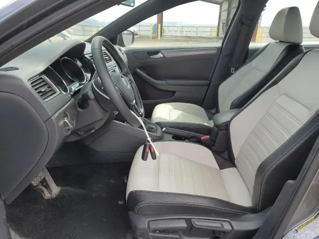 2016 VOLKSWAGEN JETTA SPORT  