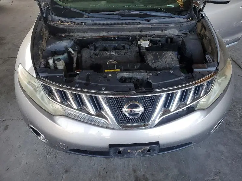 2010 NISSAN MURANO S  