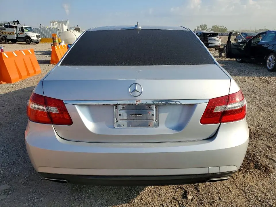 2011 MERCEDES-BENZ E 350  