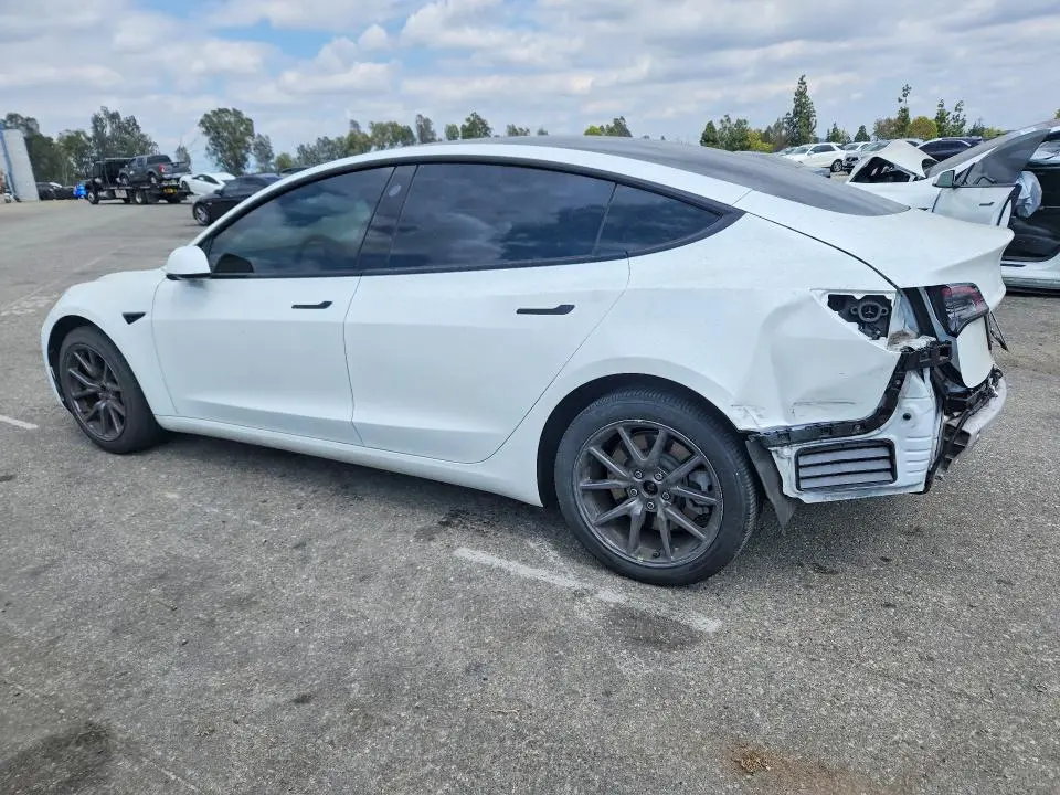 2021 TESLA MODEL 3   
