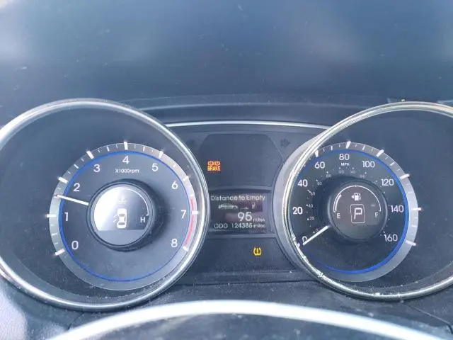 2011 HYUNDAI SONATA GLS  