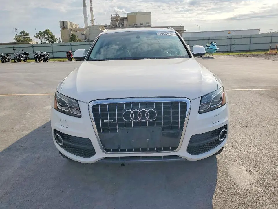 2011 AUDI Q5 PREMIUM PLUS  