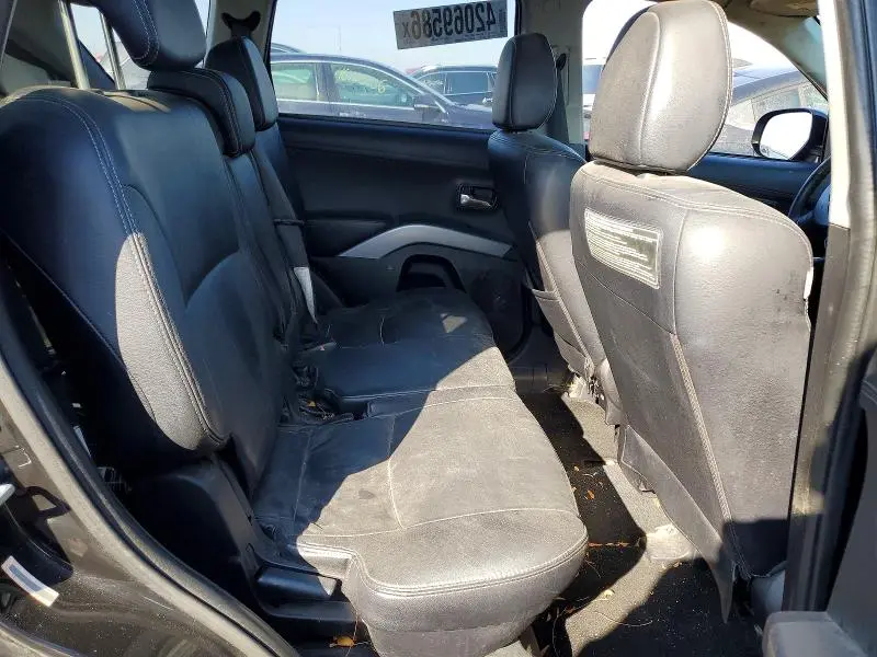 2010 MITSUBISHI OUTLANDER GT  