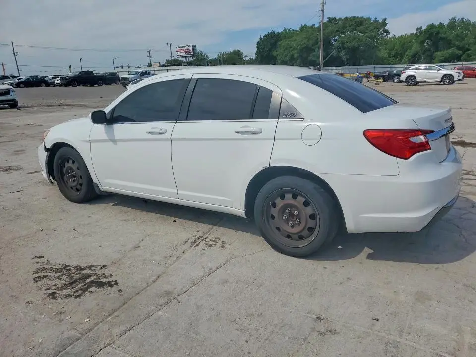 2012 CHRYSLER 200 LX  