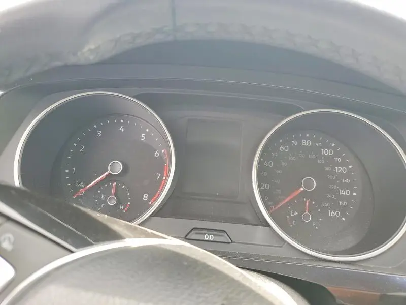 2020 VOLKSWAGEN TIGUAN SE  