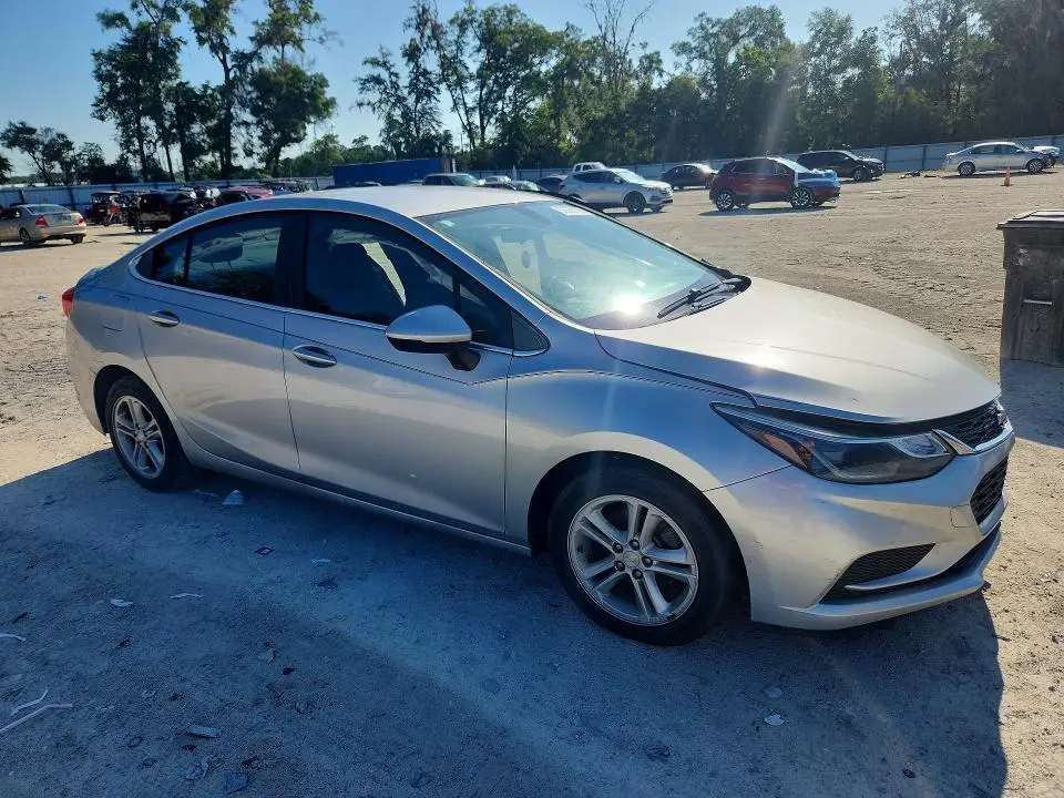 2016 CHEVROLET CRUZE LT  