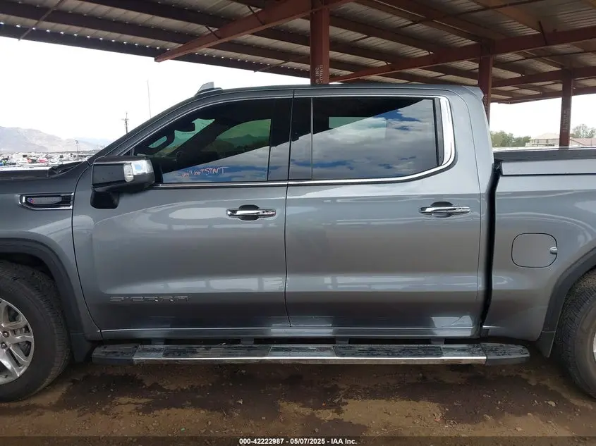 2021 GMC SIERRA 1500 4WD  SHORT BOX SLT