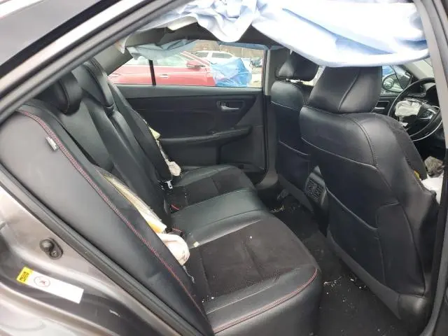 2015 TOYOTA CAMRY LE  