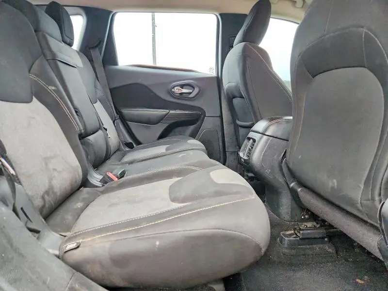 2014 JEEP CHEROKEE SPORT  