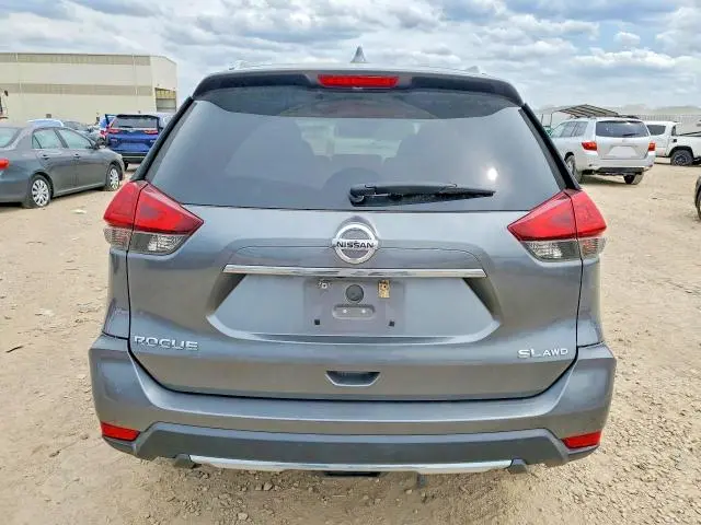 2018 NISSAN ROGUE SL  
