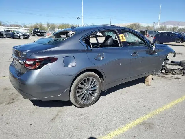 2018 INFINITI Q50 LUXE  