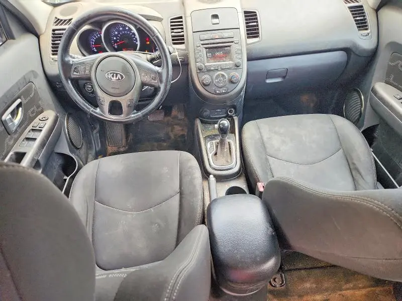 2013 KIA SOUL +  