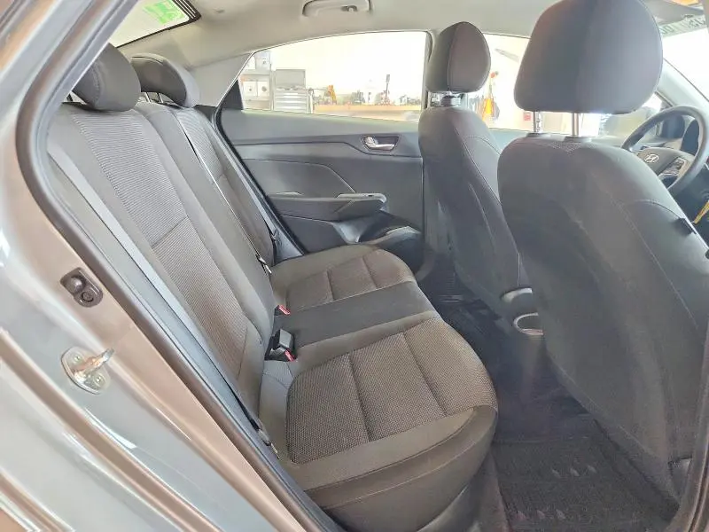 2021 HYUNDAI ACCENT SE  