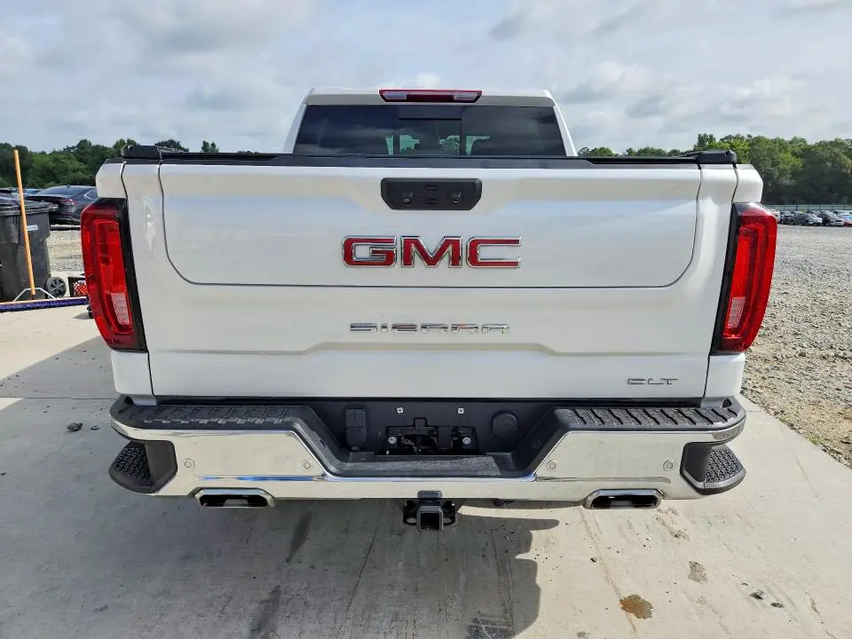 2023 GMC SIERRA K1500 SLT  