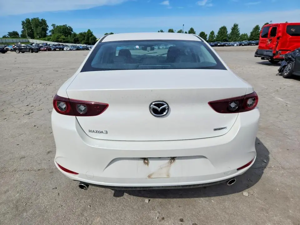2023 MAZDA 3 SELECT  