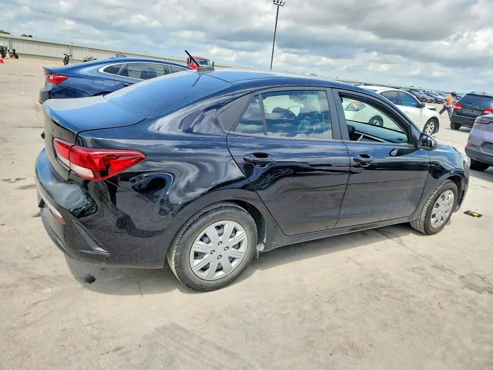 2023 KIA RIO S  