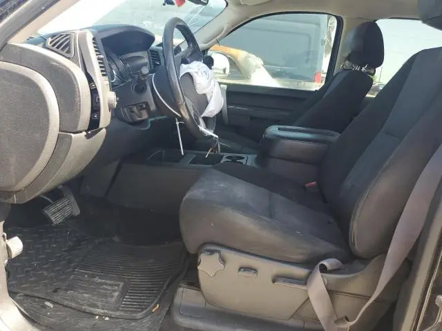 2011 CHEVROLET SILVERADO C1500 LT  