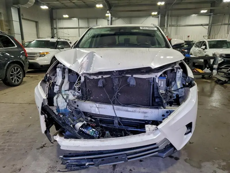 2018 TOYOTA HIGHLANDER LIMITED  