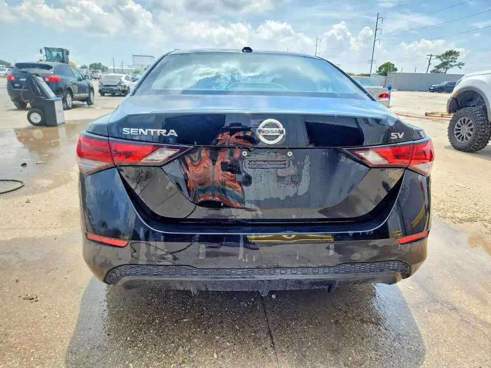 2023 NISSAN SENTRA SV  