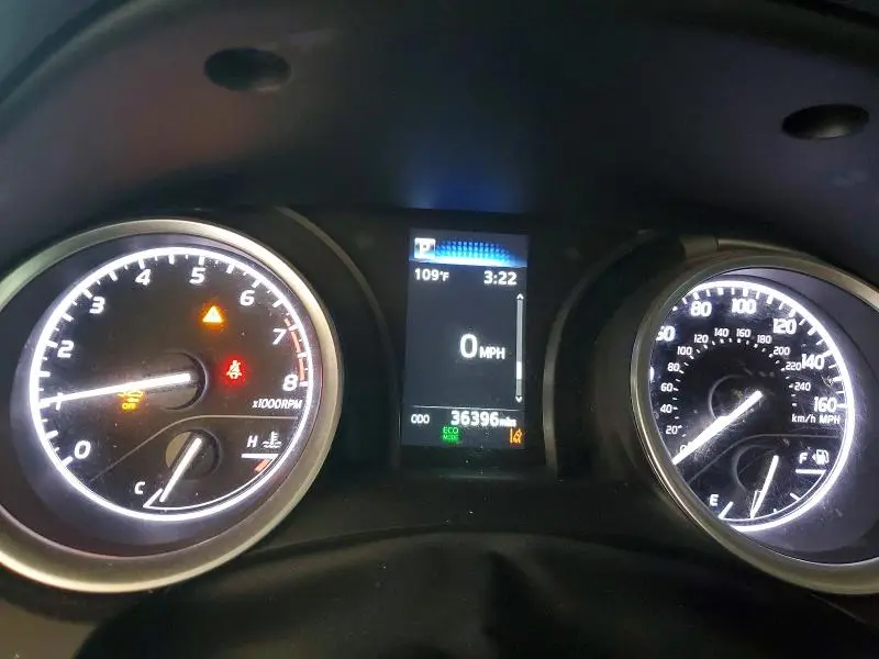 2022 TOYOTA CAMRY LE  