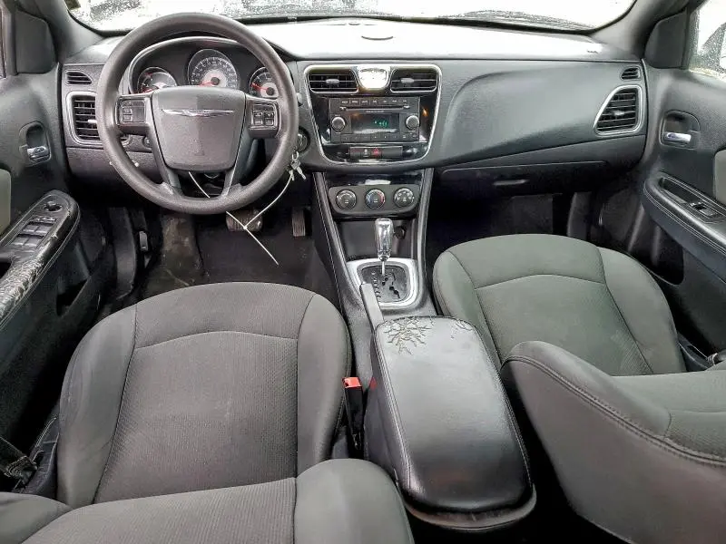 2012 CHRYSLER 200 LX  
